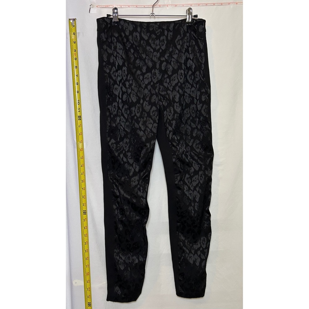 White House Black Market The Skinny Black Leopard Print Jacquard Pants‎ Size 4